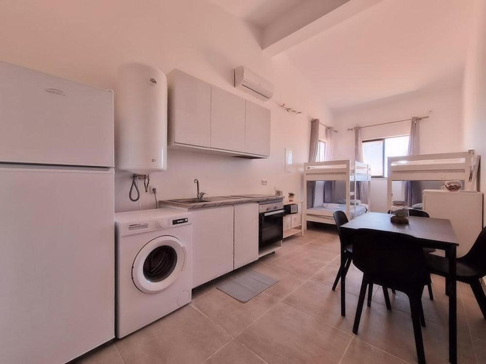 Brand New Apartment In Сагрес Екстериор снимка